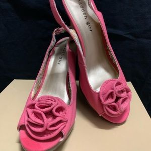 Madden girl peep toe shoes